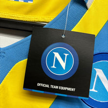 Load image into Gallery viewer, 《 拍賣貨品 》 2013-14 拿玻里|第二作客|BNWT|M