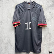 Load image into Gallery viewer, 《 拍賣貨品 》 2020-21 德國|作客|#10 白蘭特|BNWT ( M )