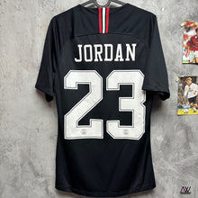 Load image into Gallery viewer, 2018-19 Paris Saint-Germain|European League Home Page|#23 Michael Jordan|Defects Goods|S|2018-19 PSG UCL Home #23 Jordan defects ( S )