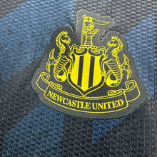將圖片載入圖庫檢視器 《 拍賣貨品 》 2023-24 紐卡素|第二作客|球員版|BNWT|L|2023-24 Newcastle Third Authentic ( L )