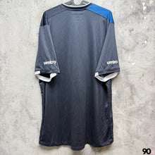 將圖片載入圖庫檢視器 《 拍賣貨品 》 2016-17 打比郡|作客|90% New ( 2XL )