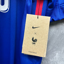 Load image into Gallery viewer, 《 拍賣貨品 》 2024-25 法國|主場|#10 麥巴比|BNWT ( L )