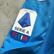 Load image into Gallery viewer, 《 拍賣貨品 》 2019-20 拿玻里|主場|#11 羅辛奴|意甲 Full Set|BNWT|L|2019-20 Napoli Home #11 H.Lozano Serie A ( L )