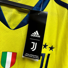 將圖片載入圖庫檢視器 《 拍賣貨品 》2020-21 祖雲達斯|GK|#77 保方|意大利盃 Full Set|BNWT|M|2020-21 Juventus GK #77 Buffon Coppa Italia Version ( M )