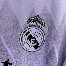 Load image into Gallery viewer, 《 拍賣貨品 》 2022-23 皇家馬德里|作客|球員版|#9 賓斯馬|歐聯 Full Set|BNWT|L|2022-23 Real Madrid Away #9 Benzema UCL Authentic ( L )