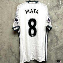 Load image into Gallery viewer, 《 拍賣貨品 》 2016-17 曼聯|第二作客|球員版|#8 馬達|英超 Full Set|95% New|M|2016-17 Manchester United Third #8 Mata EPL Version Adizero ( M )