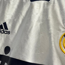 Load image into Gallery viewer, 《 拍賣貨品 》 1998-00 皇家馬德里|主場|#6 列當度|西甲 Full Set |85% New|S |1998-00 Real Madrid Home #6 Redondo La Liga Verison ( S )