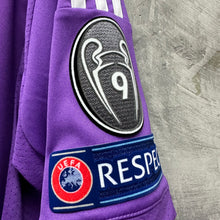 Load image into Gallery viewer, 2013-14 皇家馬德里｜GK｜#1 卡斯拿斯｜歐聯 Full Set｜90% New｜S｜2013-14 Real Madrid GK #1 I.Casillas UCL Version ( S )
