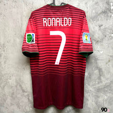 將圖片載入圖庫檢視器 《 拍賣貨品 》2014-15 葡萄牙｜主場｜#7 C朗拿度｜2014 世界盃｜95% New｜L｜2014-15 Portugal Home #7 Ronaldo World Cup 2014 ( L )
