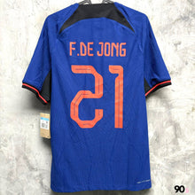 將圖片載入圖庫檢視器 2022-23 荷蘭｜作客｜球員版｜#21 迪莊｜BNWT｜M｜2022-23 Holland Away #21 F. De Jong Authentic  ( M )
