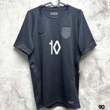將圖片載入圖庫檢視器 2026-27 挪威｜作客｜BNWT｜2026-27 Norway Away World Cup 2026 ( Multiple Sizes )
