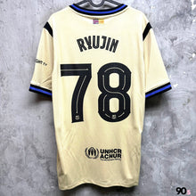 將圖片載入圖庫檢視器 2025-26 巴塞隆拿｜作客｜ 連 ITZY 印字｜BNWT｜2025-26 Barcelona Away with ITZY printing  ( Multiple Sizes )
