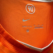 將圖片載入圖庫檢視器 《原裝復刻》 2004 荷蘭｜主場復刻｜連印字｜BNWT｜2004 Holland Home Reissue with Printing ( Multiple Sizes )
