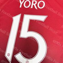 將圖片載入圖庫檢視器 《Official Printing &amp; Patches》 2024-25 曼聯｜主場｜球會字｜2024-25 Manchester United Home Official Nameset
