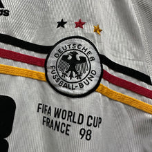 Load image into Gallery viewer, 《 拍賣貨品 》  1998 德國｜主場｜#18 奇連士文｜1998 世界盃｜80% New｜XL｜1998 Germany Home #18 Klinsmann 98 World Cup ( XL )
