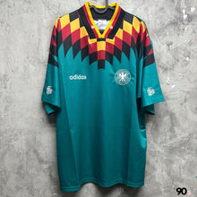 Load image into Gallery viewer, 《原裝復刻》 1994-96 德國｜原裝復刻作客｜BNWT｜ 1994-96 Germany x Adidas Away Official Reissue ( Multiple Sizes )
