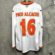 Load image into Gallery viewer, 《 拍賣貨品 》2013-14 華倫西亞｜主場長袖｜#16 柏高艾卡沙｜90% New｜S｜2013-14 Valencia Home L/S #16 Paco Alcacer ( S )
