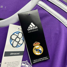 Load image into Gallery viewer, 2016-17 皇家馬德里｜作客長袖｜#7 C朗拿度｜歐聯决賽 Full Set｜BNWT｜M｜2016-17 Real Madrid Away L/S #7 Ronaldo UCL Final Version ( M )
