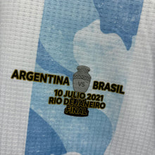 Load image into Gallery viewer, 2021-22 阿根廷｜主場｜球員版｜2021 美洲杯決賽｜#10 美斯｜95% New｜L｜2021-22 Argentina Home #10 Messi authentic 2021 Copa America ( L )
