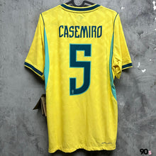 Load image into Gallery viewer, 2026-27 巴西｜主場｜球員版｜BNWT｜2026-27 Brazil Home Authentic World Cup 2026 ( Multiple Sizes )
