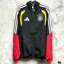 將圖片載入圖庫檢視器 2026-27 德國｜Presentation 外套｜BNWT｜2026-27 Germany Tiro Presentation Jacket World Cup 2026 ( Multiple Sizes )
