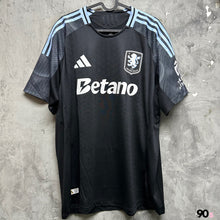 Load image into Gallery viewer, 2025-26 阿士東維拉｜作客｜球員版｜BNWT｜2025-26 Aston Villa Away Authentic ( Multiple Sizes )

