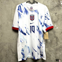 Load image into Gallery viewer, 2024-25 挪威｜作客｜#10 奧迪加特｜BNWT｜2024-25 Norway Away #10 Odegaard( Multiple Sizes )
