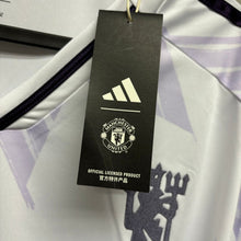 將圖片載入圖庫檢視器 2025-26 曼聯｜作客長袖｜BNWT｜2025-26 Manchester United Away L/S ( Multiple Sizes )
