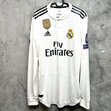 Load image into Gallery viewer, 2018-19 皇家馬德里｜主場長袖｜球員版｜#4 沙治奧拉莫斯｜歐聯 Full Set｜BNWT｜M｜2018-19 Real Madrid Home L/S  #4 Sergio Ramos UCL Set Authentic ( M )
