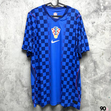 Load image into Gallery viewer, 2026-27 克羅地亞｜作客｜球員版｜BNWT｜2026-27 Croatia Away authentic World Cup 2026( Multiple Sizes )
