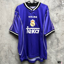 將圖片載入圖庫檢視器 1997-98 皇家馬德里｜作客｜#3 卡路士｜95% New ｜M｜1997-98 Real Madrid Away #3 R.Carlos ( M )
