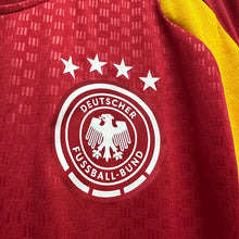 Load image into Gallery viewer, 2026-27 德國｜背心 Training ｜BNWT｜2026-27 Germany Training Vest World Cup 2026 ( Multiple Sizes )
