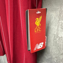將圖片載入圖庫檢視器 2019-20 利物浦｜主場｜#14 軒達臣｜英超 Full Set｜BNWT｜M｜2019-20 Liverpool Home #14 Henderson EPL version ( M )
