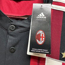 Load image into Gallery viewer, 《 拍賣貨品 》  2014-15 AC米蘭｜主場｜#10 本田圭佑｜意大利盃 Full Set｜BNWT｜S｜2014-15 AC Milan Home #10 Honda Tim Cup  ( S )
