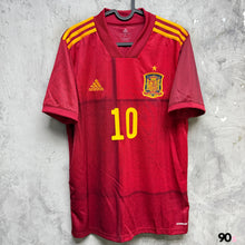 Load image into Gallery viewer, 《 拍賣貨品 》 2020-21 西班牙｜主場｜#10 泰亞高｜BNWT ( M )
