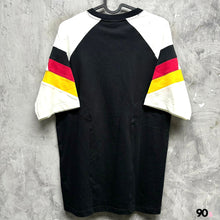 將圖片載入圖庫檢視器 2024-25 德國｜Travel Tee｜BNWT｜ Asia L｜2024-25 Germany Travel Tee ( Asia L )
