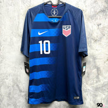 將圖片載入圖庫檢視器 2018-19 美國｜作客｜#10 佩利錫｜BNWT｜ M ｜2018-19 USA Away #10 Pulisic ( M )
