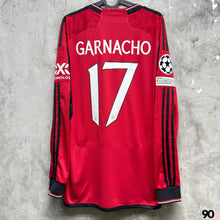 Load image into Gallery viewer, 《 拍賣貨品 》2023-24 曼聯｜主場長袖｜#17 加拿祖｜歐聯 Full set｜95% New ( M )
