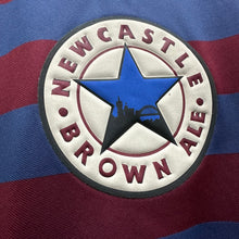 Load image into Gallery viewer, 《原裝復刻》1995-96 紐卡素｜原裝復刻作客｜BNWT｜1995-96 Newcastle x Adidas Away Official Reissue ( Multiple Sizes )
