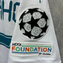 Load image into Gallery viewer, 《 拍賣貨品 》 2021-22 曼城｜作客｜球員版｜#25 費蘭甸奴｜歐聯 Full Set｜BNWT｜XL｜2021-22 Manchester City Away #25 Fernandinho UCL Version Authentic ( XL )
