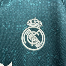 Load image into Gallery viewer, 2026-27 皇家馬德里｜作客長袖｜BNWT｜2026-27 Real Madrid Away L/S ( Multiple Sizes )

