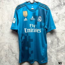 將圖片載入圖庫檢視器 2017-18 皇家馬德里｜第二作客｜球員版｜#7 C朗拿度｜西班牙超級盃決賽Full Set｜BNWT｜L｜2017-18 Real Madrid Third #7 Ronaldo Supercopa Final Player Version ( L )
