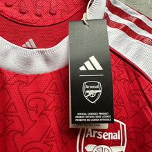 將圖片載入圖庫檢視器 2025-26 阿仙奴｜主場｜長袖球員版｜BNWT｜ 2025-26 Arsenal Home L/S Authentic ( Multiple Sizes )
