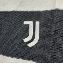 將圖片載入圖庫檢視器 2025-26 祖雲達斯｜第四球衣長袖｜球員版｜BNWT｜2025-26 Juventus Fourth L/S Authentic ( Multiple Sizes )
