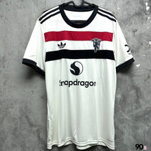 Load image into Gallery viewer, 《 拍賣貨品 》 2024-25 曼聯｜第二作客｜#8 般奴費南迪斯｜BNWT｜Asia XL
