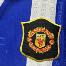 Load image into Gallery viewer, 1994-95 曼聯｜作客｜#7 簡東拿｜英超 Full Set｜85% New｜L｜1994-95 Manchester United Away #7 Cantona  ( L )
