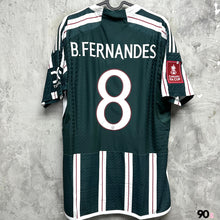 Load image into Gallery viewer, 2023-24 曼聯｜作客｜球員版｜#8 般奴費南迪斯｜足總盃 Full Set｜BNWT｜L｜2023-24 Manchester United Away #8 B.Fernandes FA Cup Authentic ( L )
