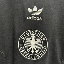 將圖片載入圖庫檢視器 2024-25 德國｜Travel Tee｜BNWT｜ Asia L｜2024-25 Germany Travel Tee ( Asia L )
