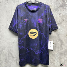將圖片載入圖庫檢視器 2026-27 巴塞隆拿｜x Kobe Pre Match｜ BNWT｜2026-27 Barcelona x Kobe Pre Match  ( Multiple Sizes )
