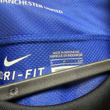 將圖片載入圖庫檢視器 《 拍賣貨品 》2011-12 曼聯｜作客｜#4 鐘斯｜英超 Full Set｜95% New｜S｜2011-12 Manchester United Away #4 Jones EPL Version ( S )
